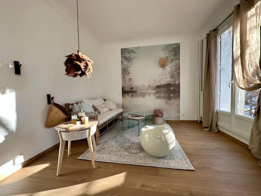 Le Lutz Apartment Nimes Exterior photo